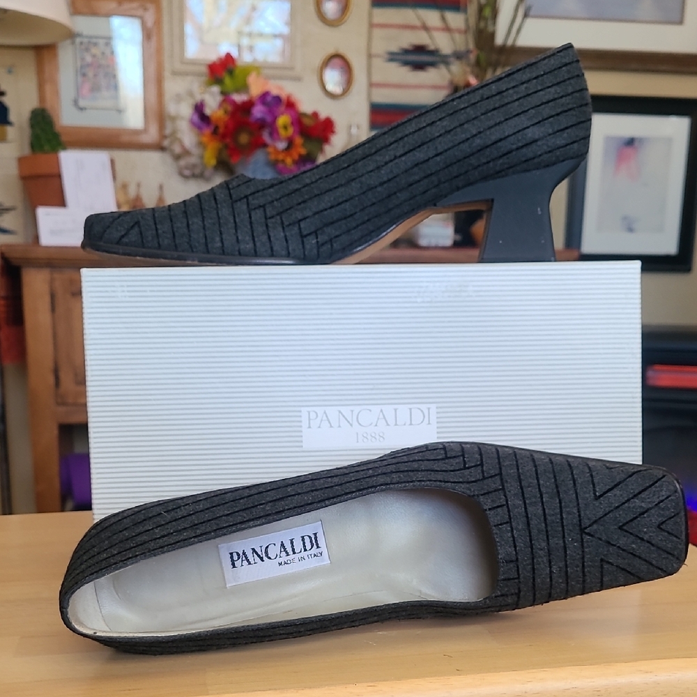 Pancaldi Women's Black Textured Heels
